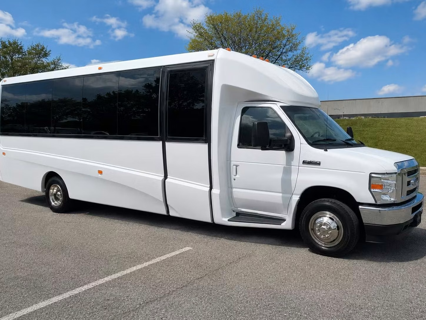 laguna hills 20 passenger minibus rental
