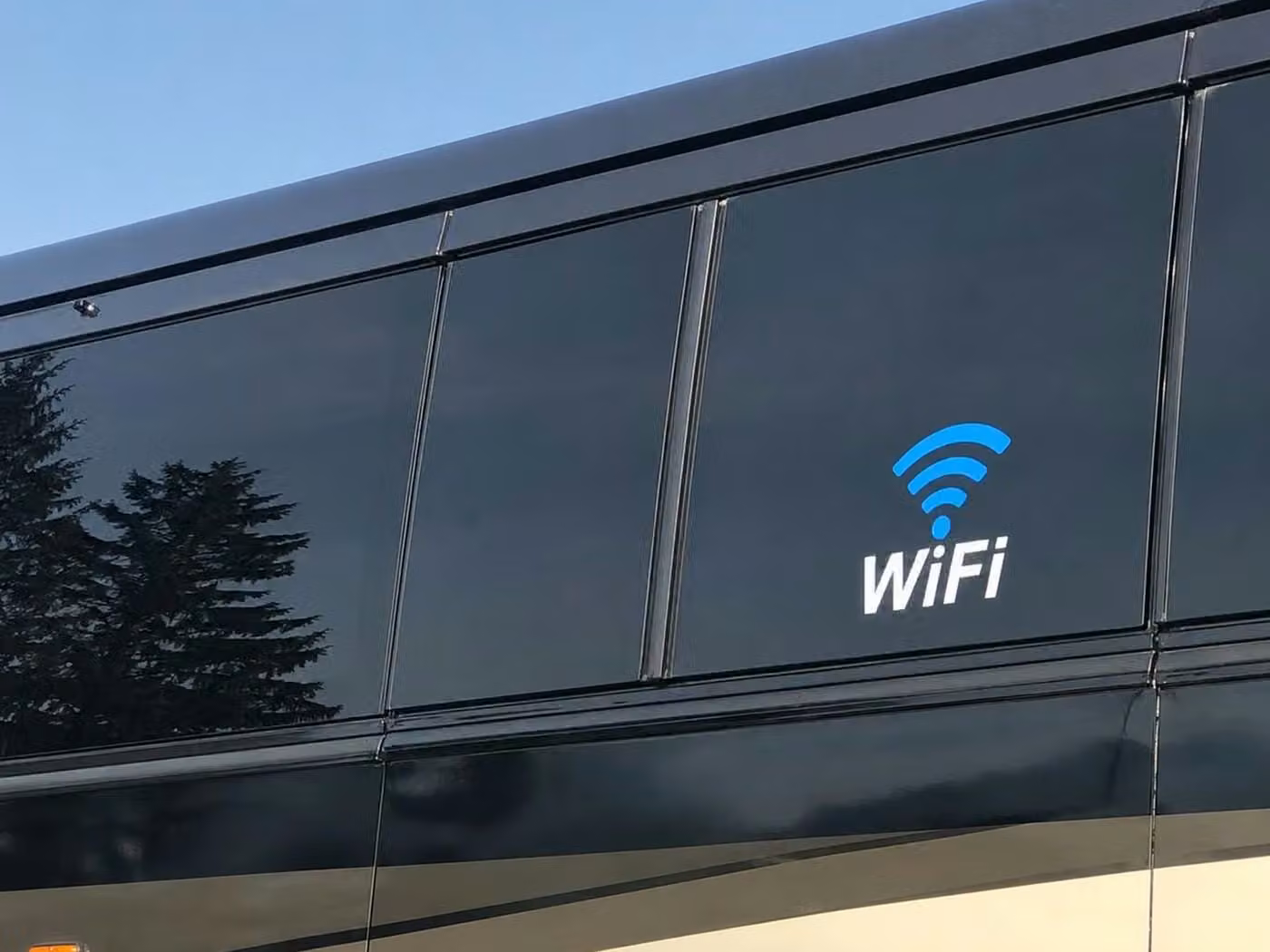 laguna hills 25 passenger minibus wifi