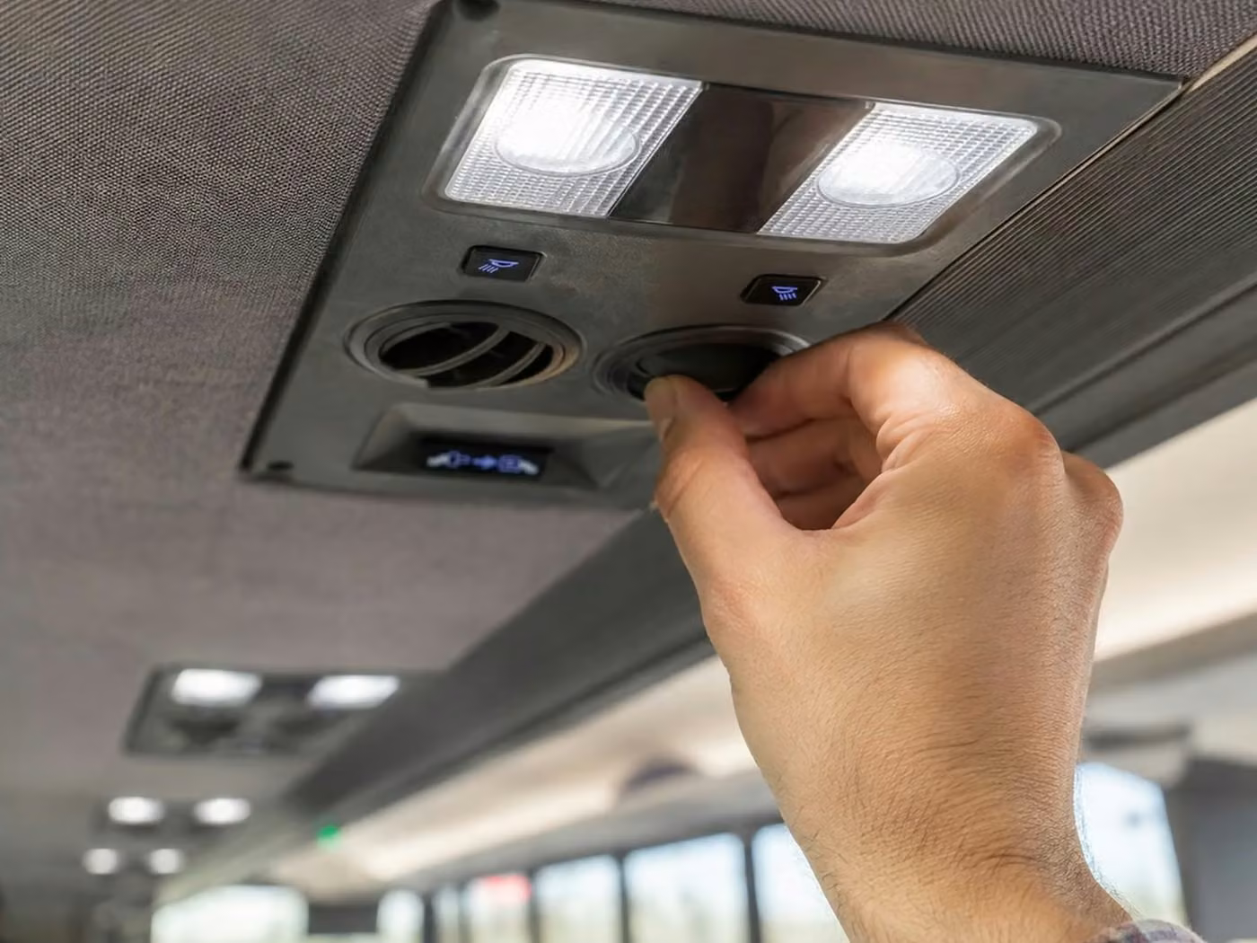 laguna hills 28 passenger minibus air conditioning