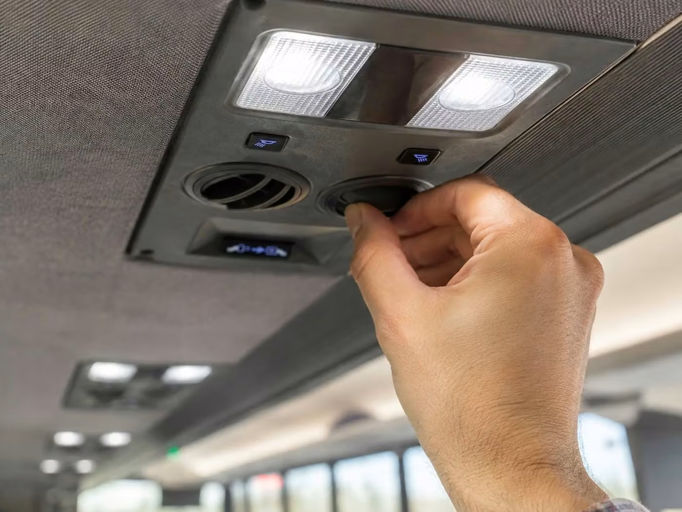 laguna hills 30 passenger minibus air conditioning