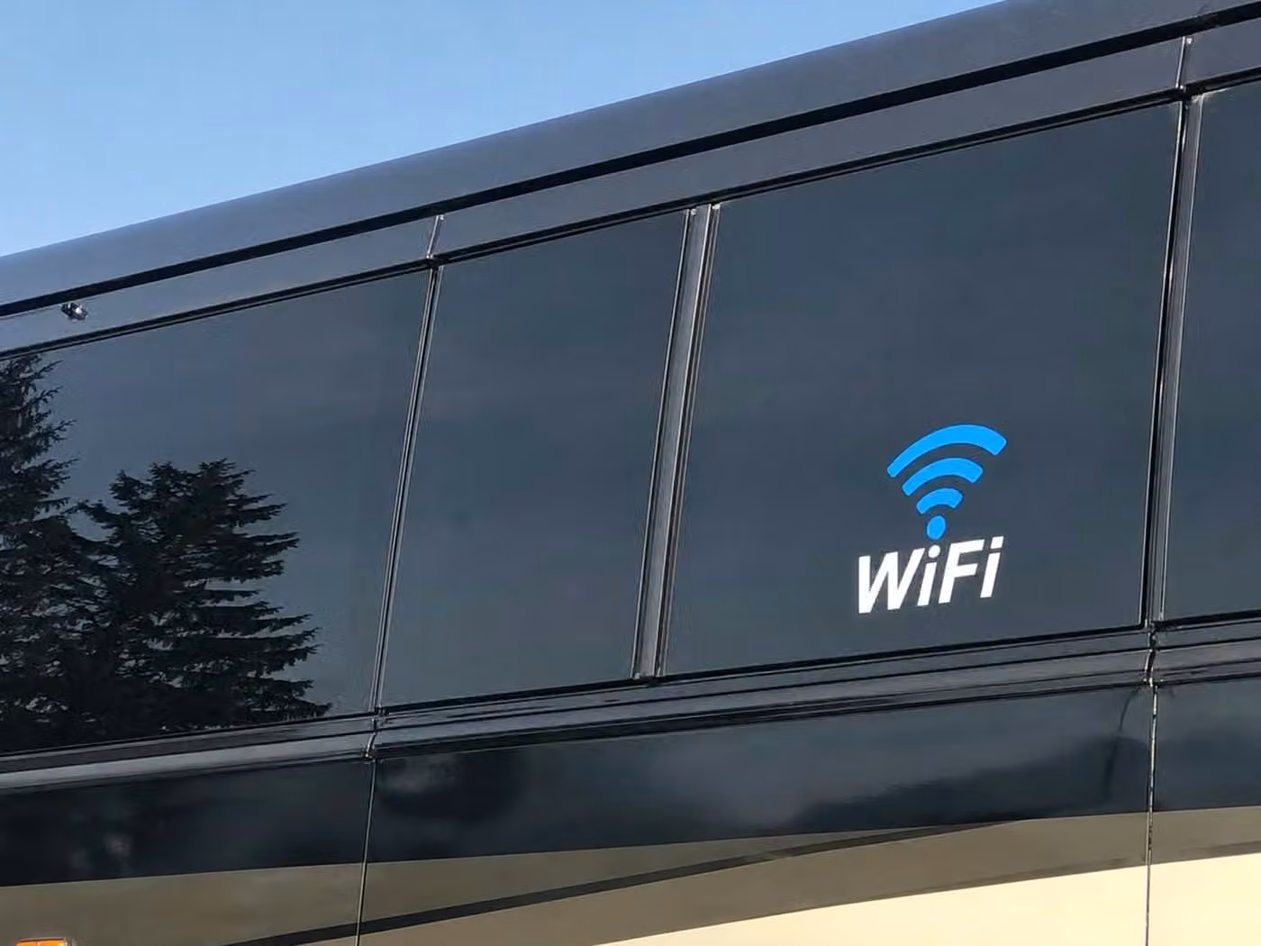 laguna hills 56 passenger charter bus wifi