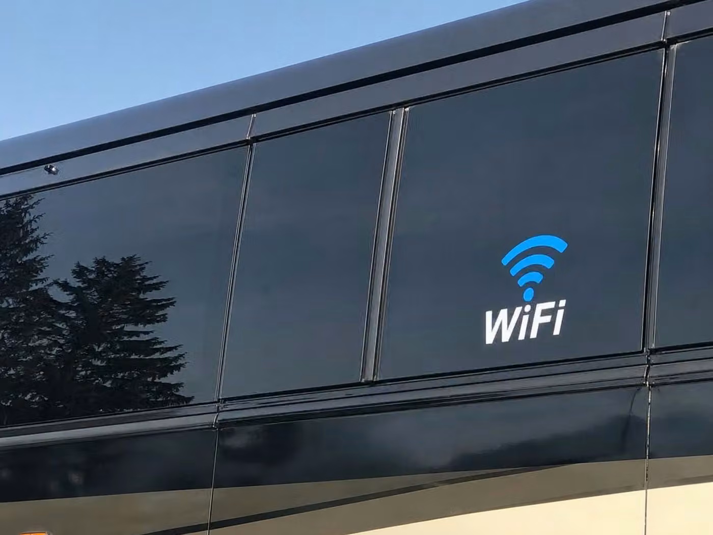 laguna hills charter bus wifi