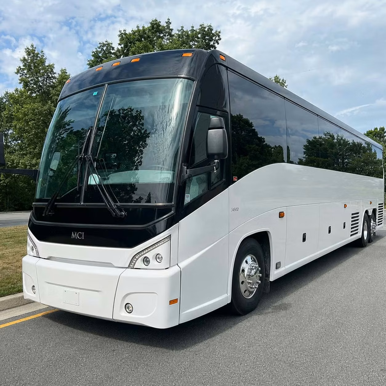 laguna hills custom scheduled hotel pickups for concert groups