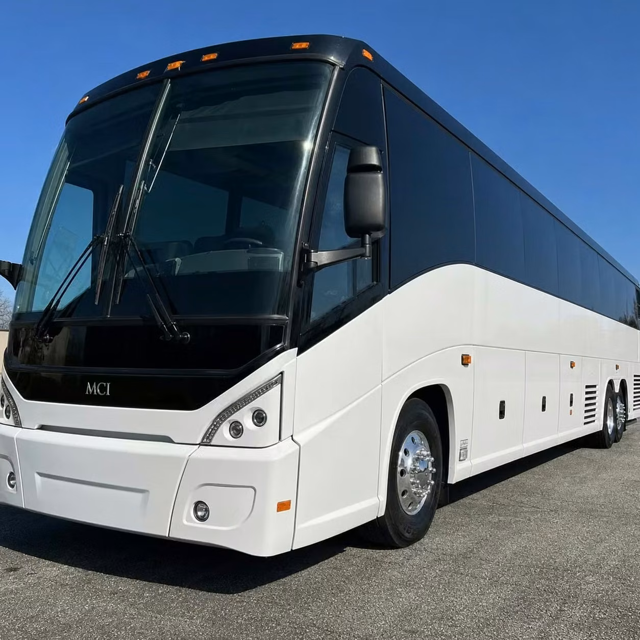 laguna hills executive sprinter vans and minibuses for corporate laguna hills airport pickups