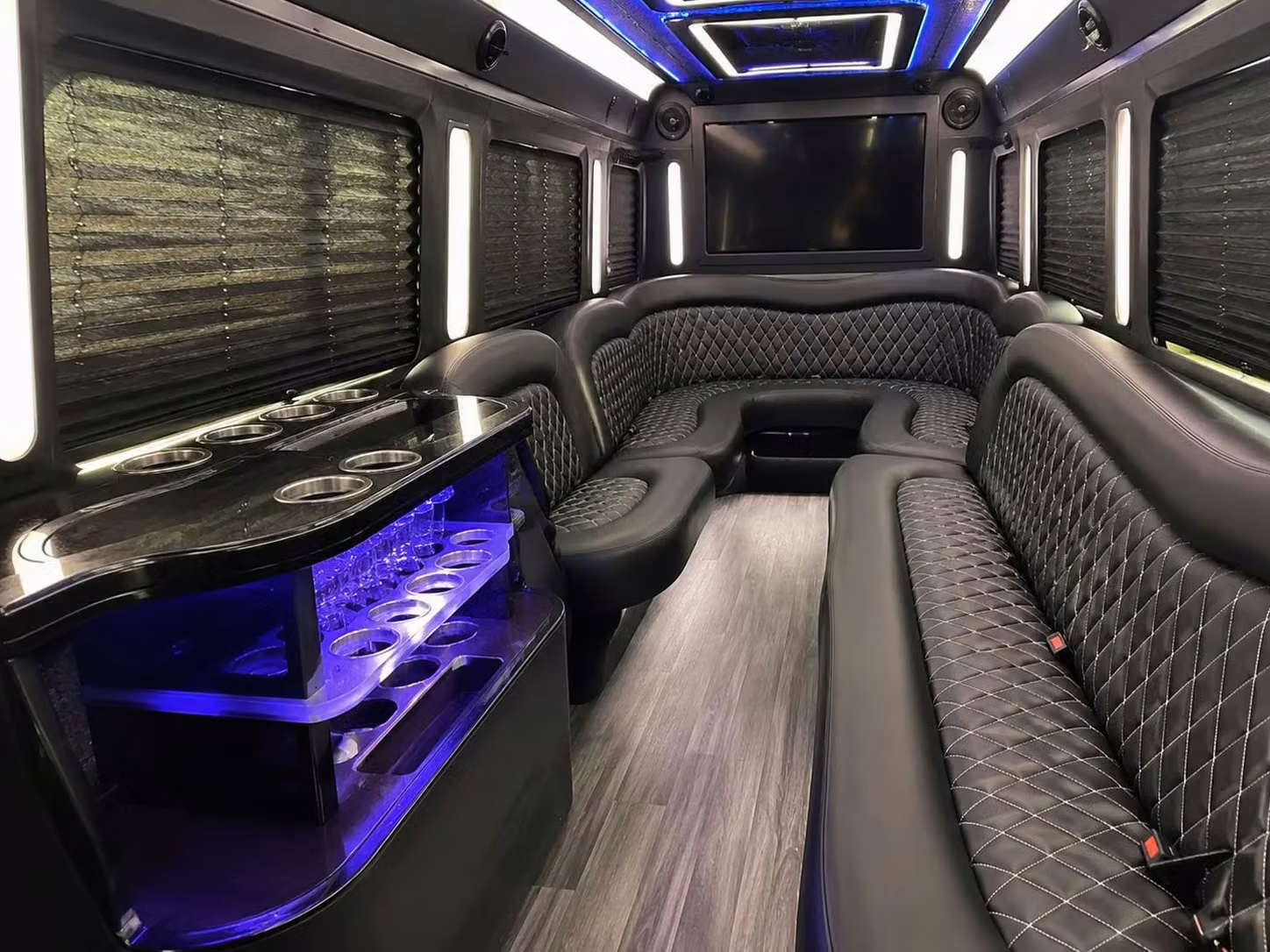 laguna hills prom and homecoming party buses in laguna hills